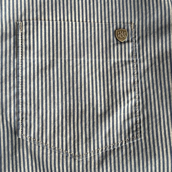 Rock & Republic Men's Slim Fit Blue & Grey Striped Shirt - Picture 5 of 6